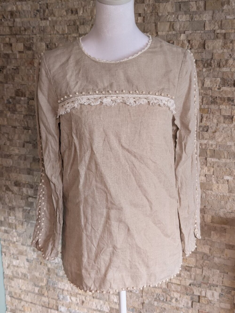 J.Crew 100% Linen Pom Pom Fringe Blouse Top Size 0 Beige Shell Button Boho Luxe